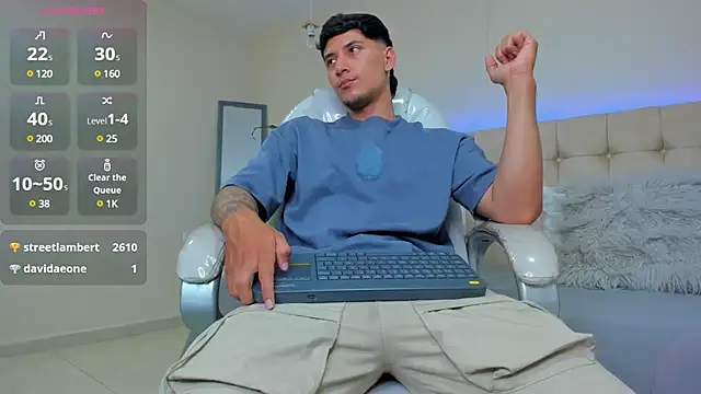 Snapshot of Damian23__ chatting on 22, 2, 2025 Damian23 online show from 22, 2, 2025