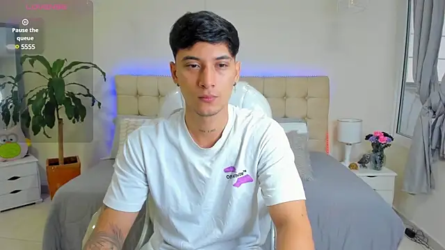 Snapshot of Damian23__ chatting on 27, 2, 2025 Damian23 online show from 27, 2, 2025