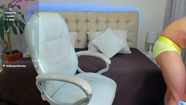 Snapshot of Damian23__ chatting on 19, 3, 2025 Damian23 online show from 19, 3, 2025