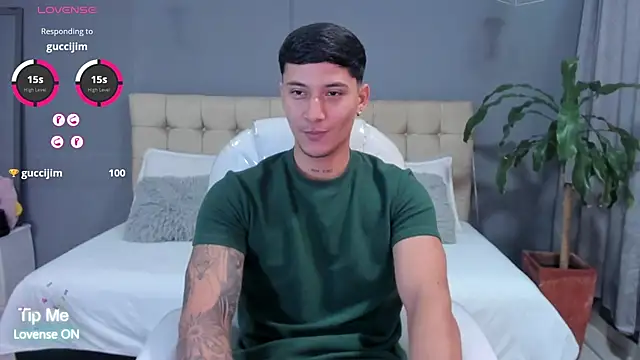 Snapshot of Damian23__ chatting on 12, 9, 2025 Damian23 online show from 12, 9, 2025