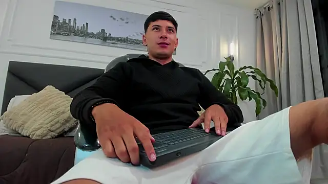 Snapshot of Damian23__ chatting on 22, 11, 2025 Damian23 online show from 22, 11, 2025