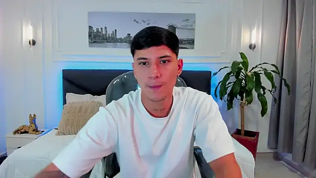 Snapshot of Damian23__ chatting on 24, 11, 2025 Damian23 online show from 24, 11, 2025