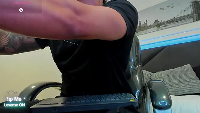 Damian23   online show from 15, 2, 2026