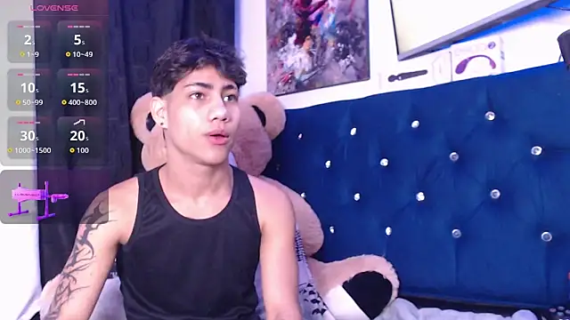 Sexys Boys Hot1 online show from 31, 10, 2025