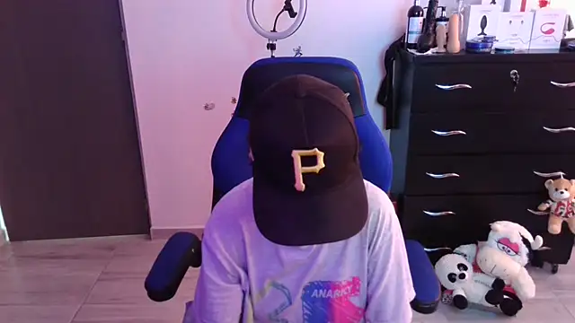 thomascooper7 online show from 11, 11, 2025