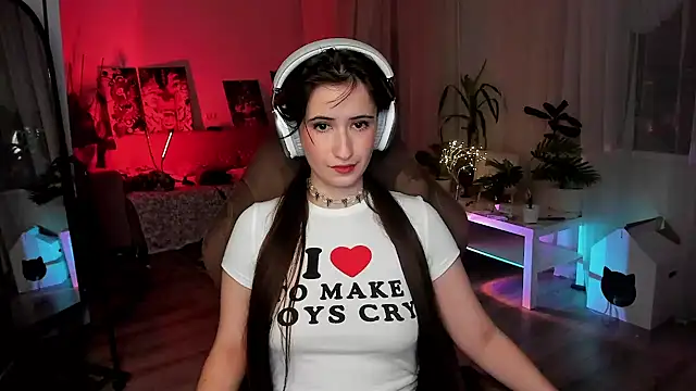 Snapshot of annallurings chatting on 5, 1, 2025 annallurings online show from 5, 1, 2025