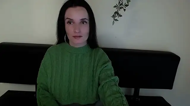 LaimaV  online show from 13, 4, 2026