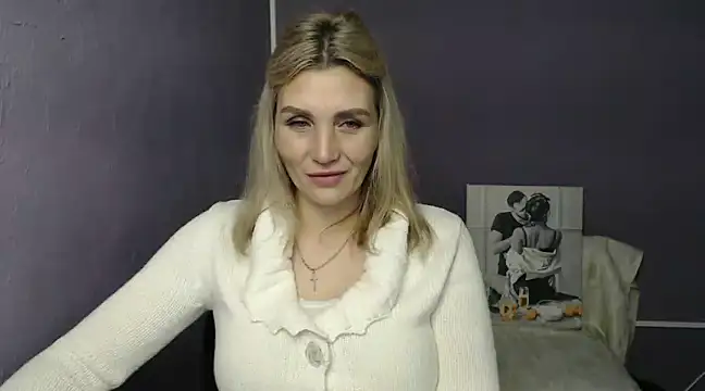  sexy lady online show from 28, 12, 2024