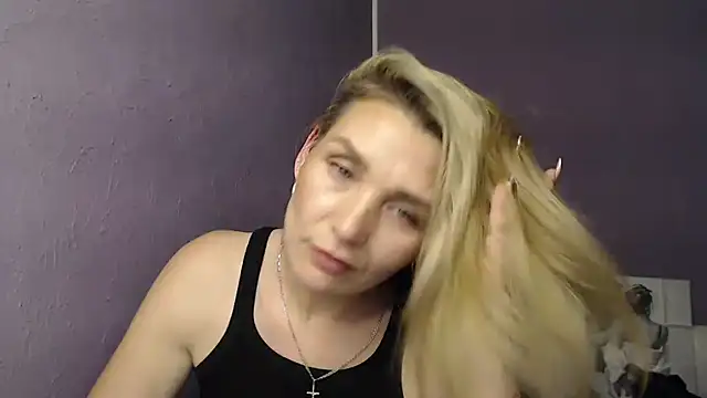  sexy lady online show from 2, 1, 2025