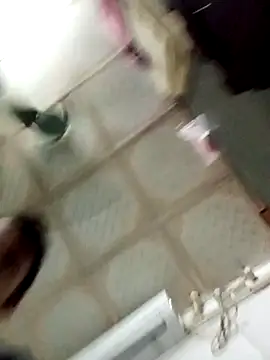 Snapshot of fanus_6927 chatting on 18, 12, 2024 fanus 6927 online show from 18, 12, 2024