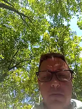 Snapshot of letsfux4fun chatting on 4, 6, 2026 letsfux4fun online show from 4, 6, 2026