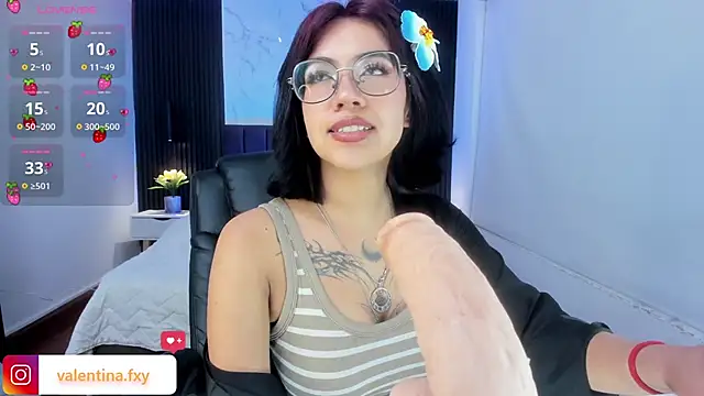 Gianna foxy online show from 8, 3, 2025