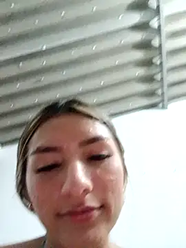 Snapshot of GIRL_DONCELLA chatting on 23, 12, 2024 GIRL DONCELLA online show from 23, 12, 2024