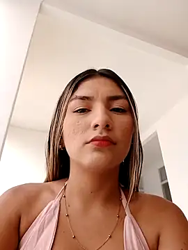 GIRL DONCELLA online show from 18, 3, 2025