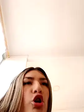 Snapshot of GIRL_DONCELLA chatting on 22, 3, 2025 GIRL DONCELLA online show from 22, 3, 2025