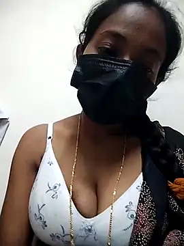 Snapshot of Jyotilakshmi chatting on 3, 5, 2026 Jyotilakshmi online show from 3, 5, 2026