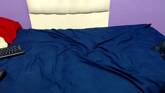 DARKGIANTMELANIN online show from 2, 3, 2025