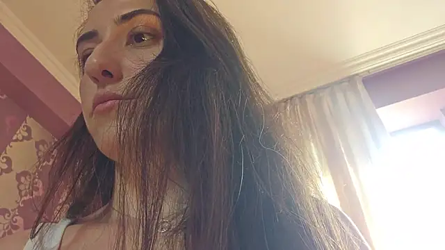 Snapshot of AlejandraDelaney chatting on 14, 6, 2026 AlejandraDelaney online show from 14, 6, 2026