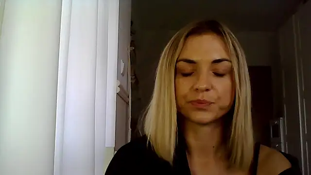 Snapshot of ashley_xlove chatting on 5, 12, 2024 ashley xlove online show from 5, 12, 2024