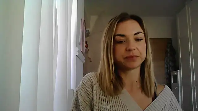 Snapshot of ashley_xlove chatting on 10, 3, 2025 ashley xlove online show from 10, 3, 2025