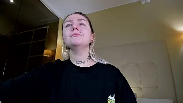 Debbie Taylor online show from 21, 11, 2025