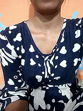 Snapshot of Rajni-Mehra chatting on 17, 5, 2026 Rajni-Mehra online show from 17, 5, 2026