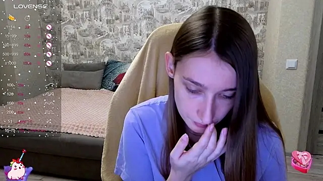 Snapshot of beril_kiss- chatting on 5, 11, 2025 beril kiss- online show from 5, 11, 2025