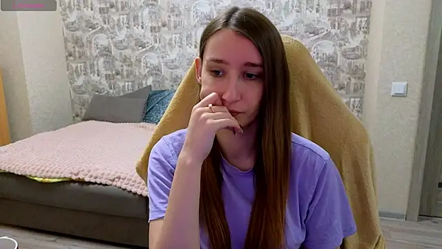 Snapshot of beril_kiss- chatting on 17, 12, 2025 beril kiss- online show from 17, 12, 2025