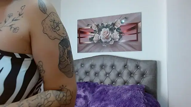 lily f00x online show from 27, 2, 2025