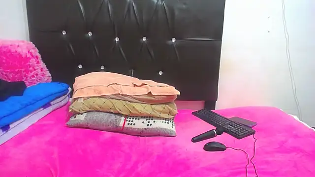 BigbootyNickyx online show from 12, 3, 2025