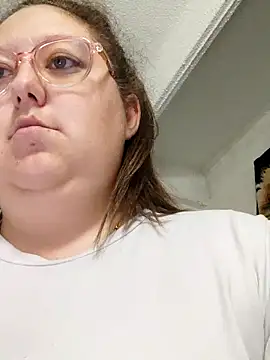 Chloee ep online show from 26, 1, 2025