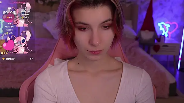 HaylaAmber online show from 4, 1, 2025