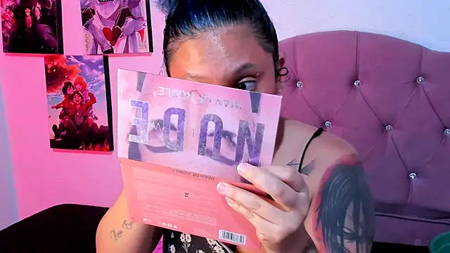 Snapshot of Mila_nixon02 chatting on 25, 4, 2026 Mila nixon02 online show from 25, 4, 2026