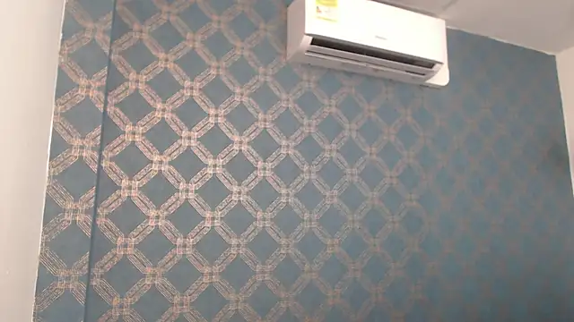 Snapshot of violeta_cute18 chatting on 31, 1, 2025 violeta cute18 online show from 31, 1, 2025