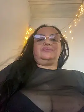 Gia Nahomi online show from 19, 1, 2025