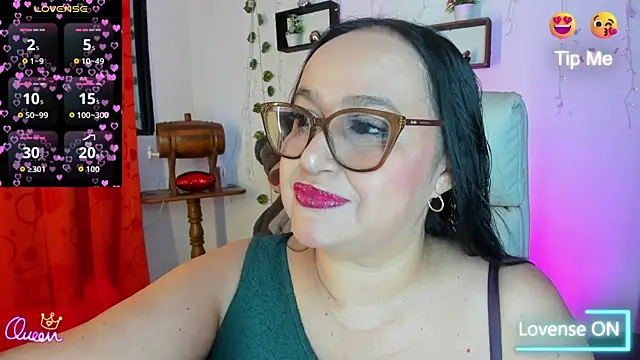 Gia Nahomi online show from 12, 4, 2026