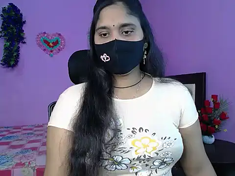 Hot Maleka online show from 5, 4, 2026