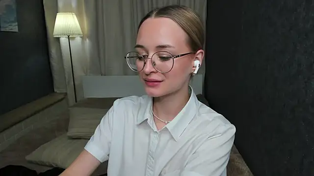 Tiffanyhunt online show from 15, 1, 2025