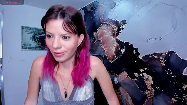 Snapshot of DanaaRey chatting on 8, 2, 2025 DanaaRey online show from 8, 2, 2025