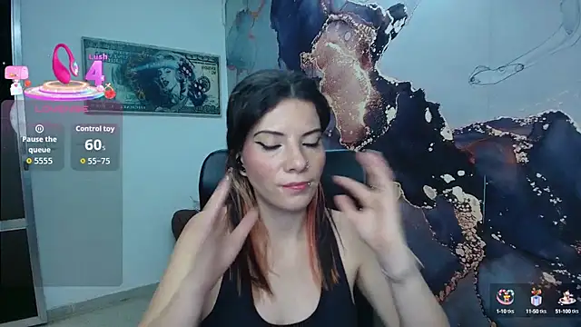 Snapshot of DanaaRey chatting on 1, 10, 2025 DanaaRey online show from 1, 10, 2025