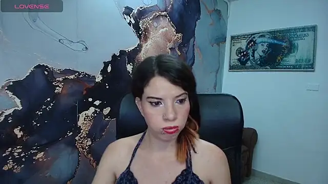 Snapshot of DanaaRey chatting on 3, 10, 2025 DanaaRey online show from 3, 10, 2025