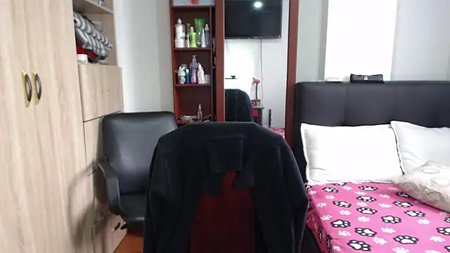 miia-big1boobs  online show from 5, 3, 2025