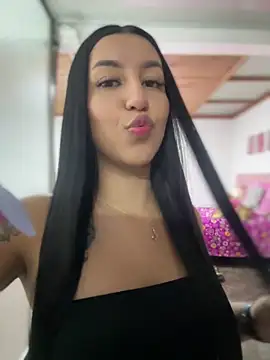 Snapshot of Tamara_Roberts1 chatting on 6, 3, 2025 Tamara Roberts1 online show from 6, 3, 2025