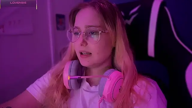 JacyWinslat online show from 14, 3, 2025