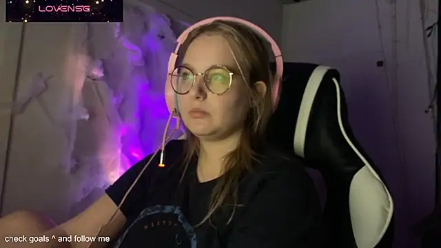 JacyWinslat online show from 7, 11, 2025