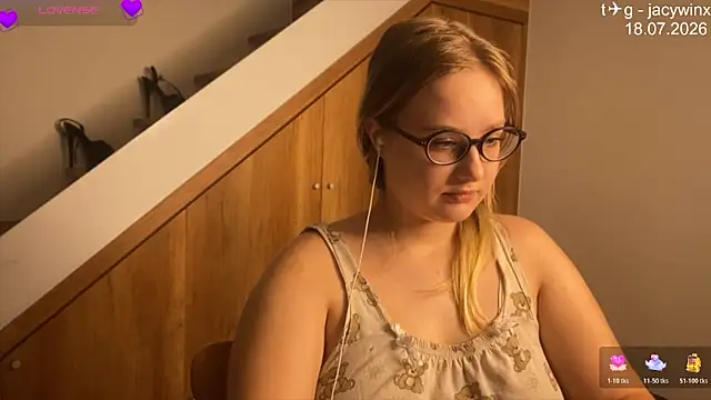 Snapshot of JacyWinslat chatting on 20, 7, 2026 JacyWinslat online show from 20, 7, 2026