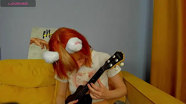 Snapshot of Little_Chips chatting on 10, 2, 2025 Little Chips online show from 10, 2, 2025