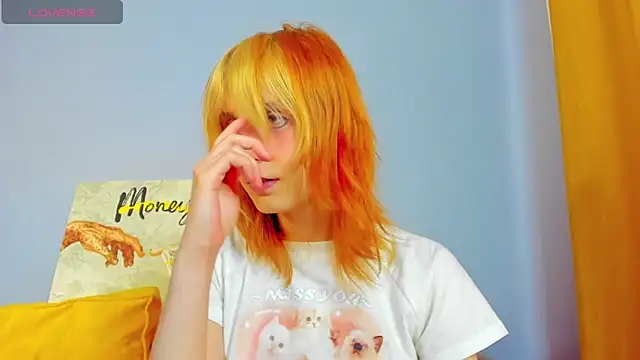 Snapshot of Little_Chips chatting on 8, 3, 2025 Little Chips online show from 8, 3, 2025