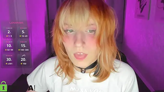 Snapshot of Little_Chips chatting on 14, 9, 2025 Little Chips online show from 14, 9, 2025