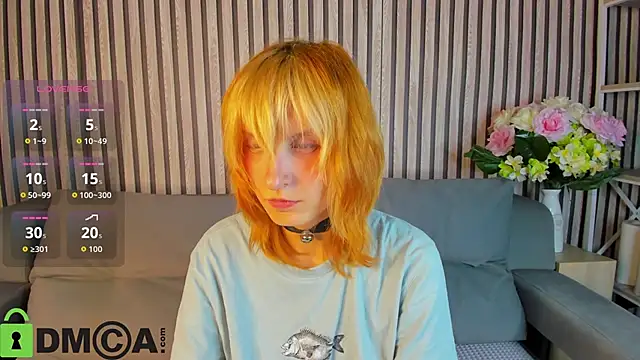 Snapshot of Little_Chips chatting on 5, 10, 2025 Little Chips online show from 5, 10, 2025